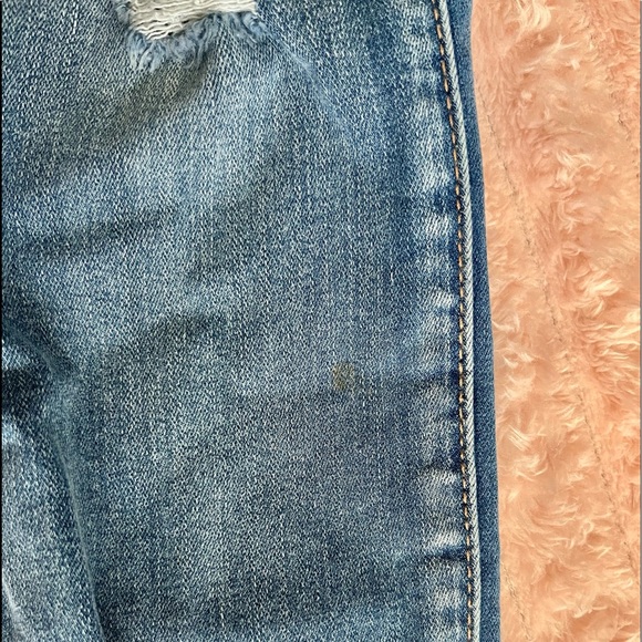 AMERICAN EAGLE RIPPED JEANS! - Picture 2 of 8